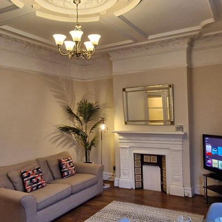 Charming Flat In Wimbledon Appartement Londen Buitenkant foto
