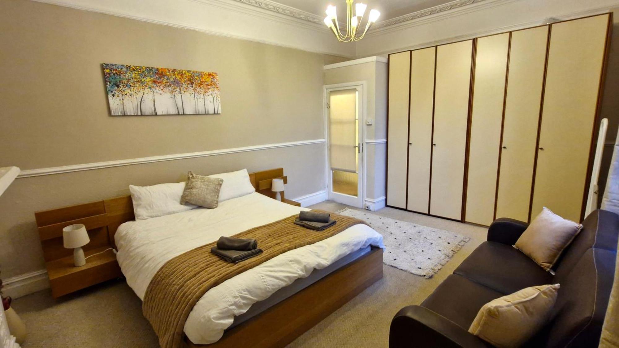 Charming Flat In Wimbledon Appartement Londen Buitenkant foto