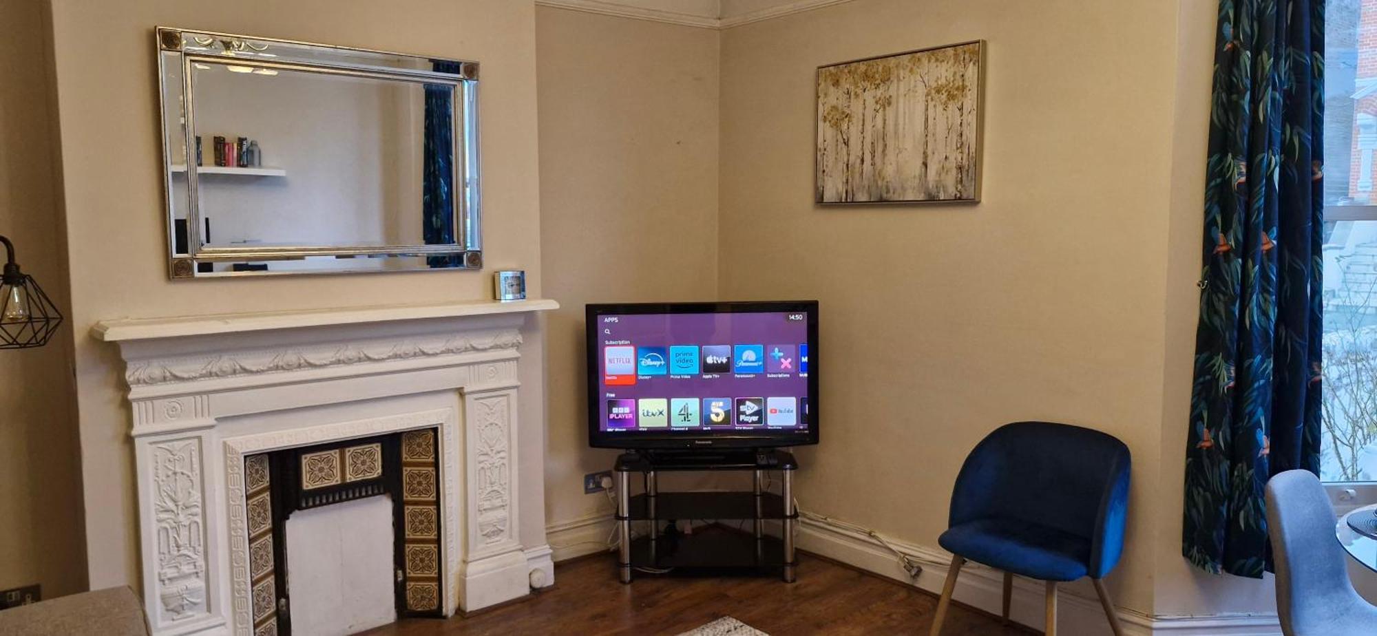 Charming Flat In Wimbledon Appartement Londen Buitenkant foto
